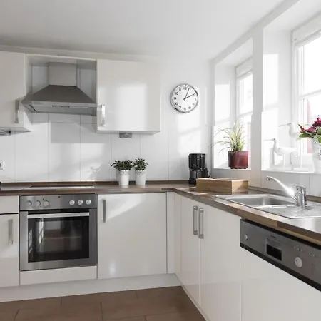 Apartman Deichloft Bis 6 Personen Mit Kaminofen, Whirlpool Und Sauna - Haustiere Herzlich Willkommen, Nah Am Hafen Greetsiel