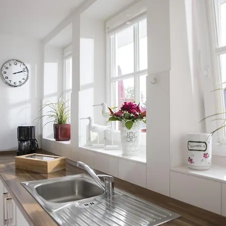 Deichloft Bis 6 Personen Mit Kaminofen, Whirlpool Und Sauna - Haustiere Herzlich Willkommen, Nah Am Hafen דירה