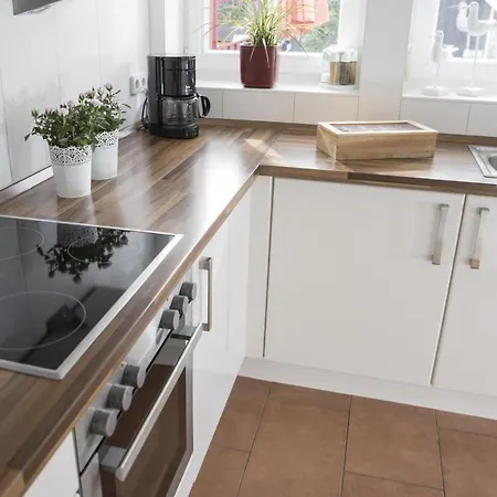 Deichloft Bis 6 Personen Mit Kaminofen, Whirlpool Und Sauna - Haustiere Herzlich Willkommen, Nah Am Hafen Apartman *
