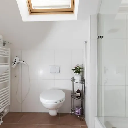 Deichloft Bis 6 Personen Mit Kaminofen, Whirlpool Und Sauna - Haustiere Herzlich Willkommen, Nah Am Hafen גריטזיל